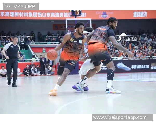山东高速男篮新赛季前八个主场继续在临沂举行球迷期待热情再燃 山东高速男篮新赛季前八个主场继续在临沂举行球迷期待热情再燃