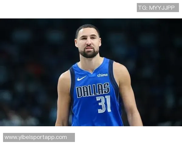 克莱状态回暖五记三分助力球队队友教练赞其牵制力巨大打开进攻缺口 克莱状态回暖五记三分助力球队队友教练赞其牵制力巨大打开进攻缺口