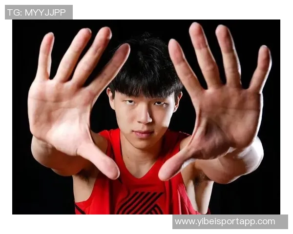 杨瀚森回忆初到美国经历一个月未能适应饮食文化的艰辛 杨瀚森回忆初到美国经历一个月未能适应饮食文化的艰辛