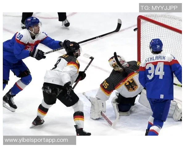 穆勒分享冰球比赛观赛照片感谢好友邀请丰富业余生活 穆勒分享冰球比赛观赛照片感谢好友邀请丰富业余生活