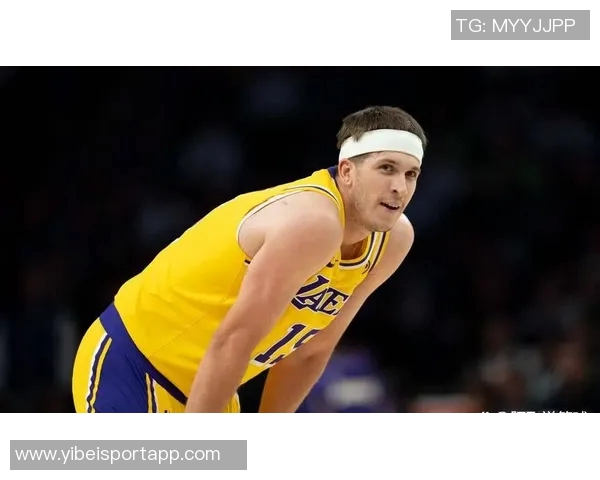 里弗斯称赞特纳表现出色正在努力为其找到最佳位置 里弗斯称赞特纳表现出色正在努力为其找到最佳位置