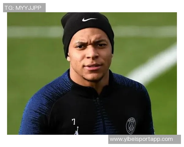 米奇约翰逊盛赞大卫琼斯加西亚适应球队表现出色无所畏惧