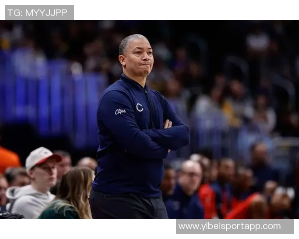 泰伦卢谈小卡比尔出场受限影响阵容组合评估仍待时日