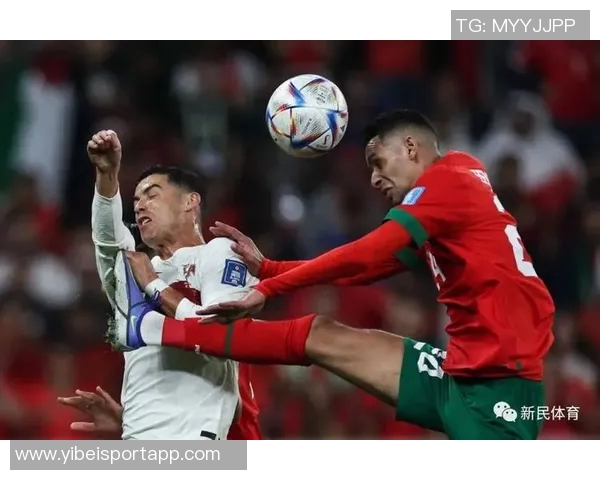 菲利克斯禁区内华丽舞动1对4轻巧挑射完美入网